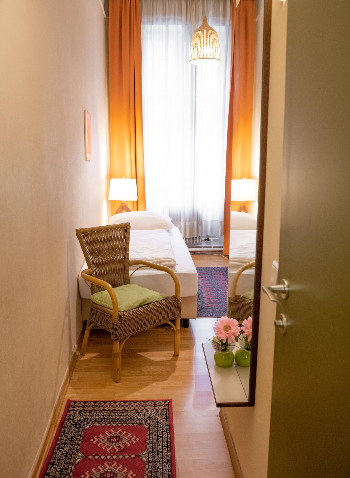 Pension Hotel Mariahilf Вена Экстерьер фото