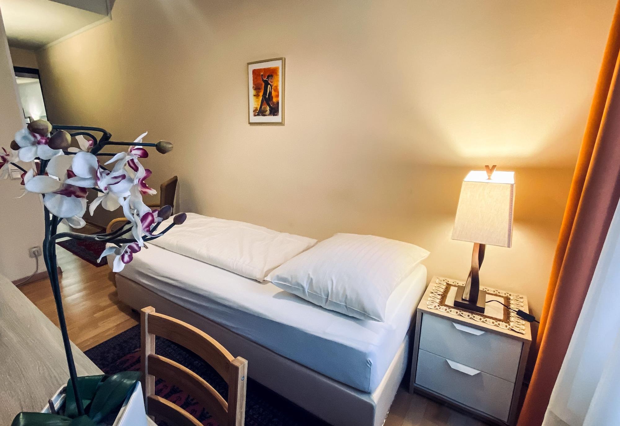 Pension Hotel Mariahilf Вена Экстерьер фото