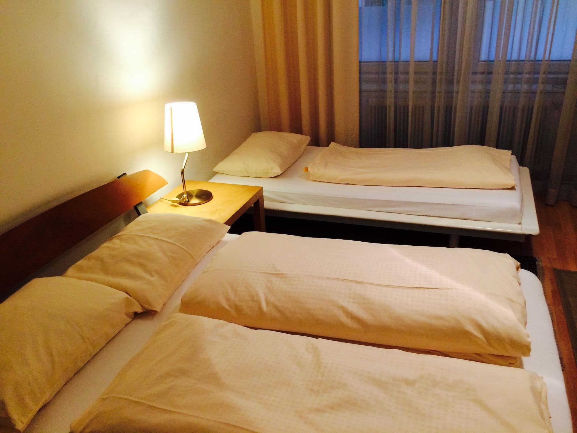 Pension Hotel Mariahilf Вена Экстерьер фото